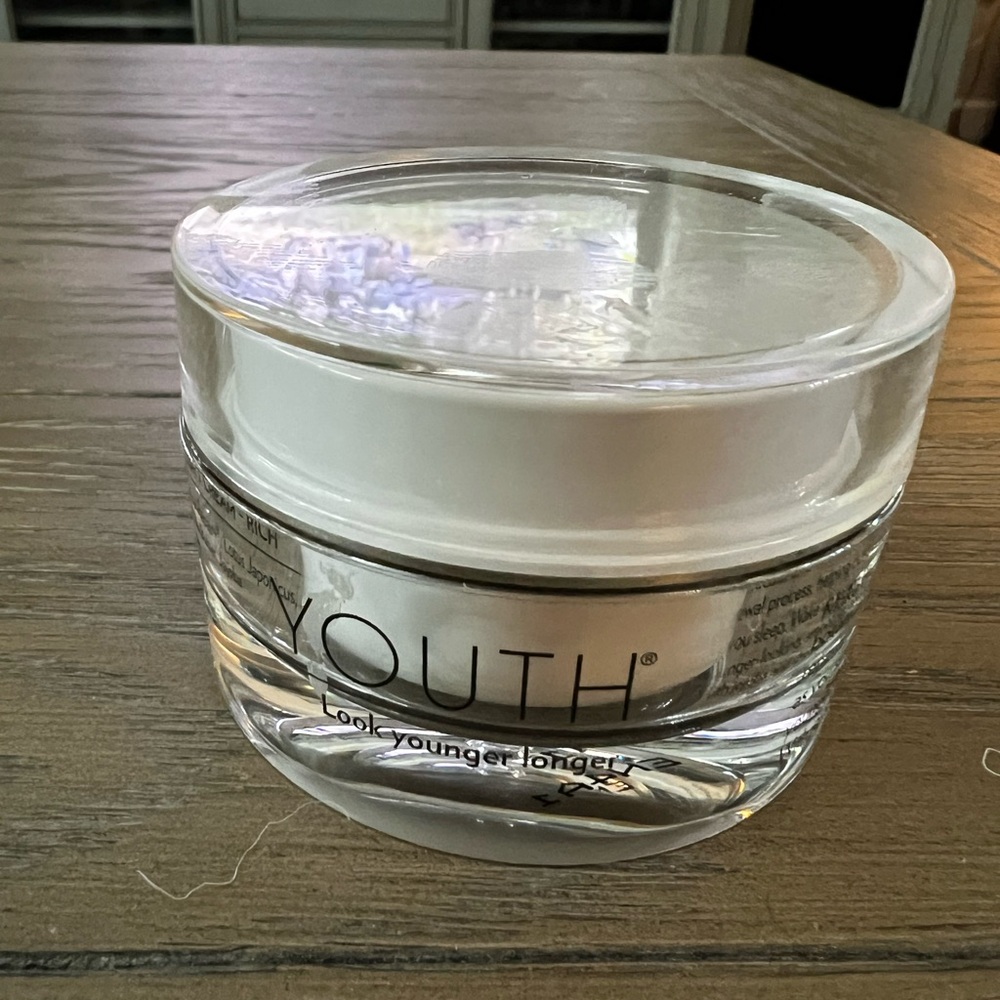 Shaklee Youth Night Cream